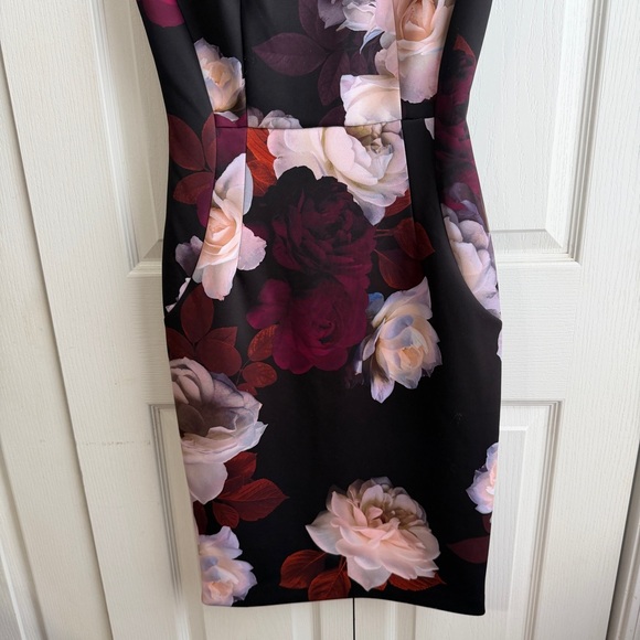 Calvin Klein floral v neck formal dress size 4 - Picture 3 of 6
